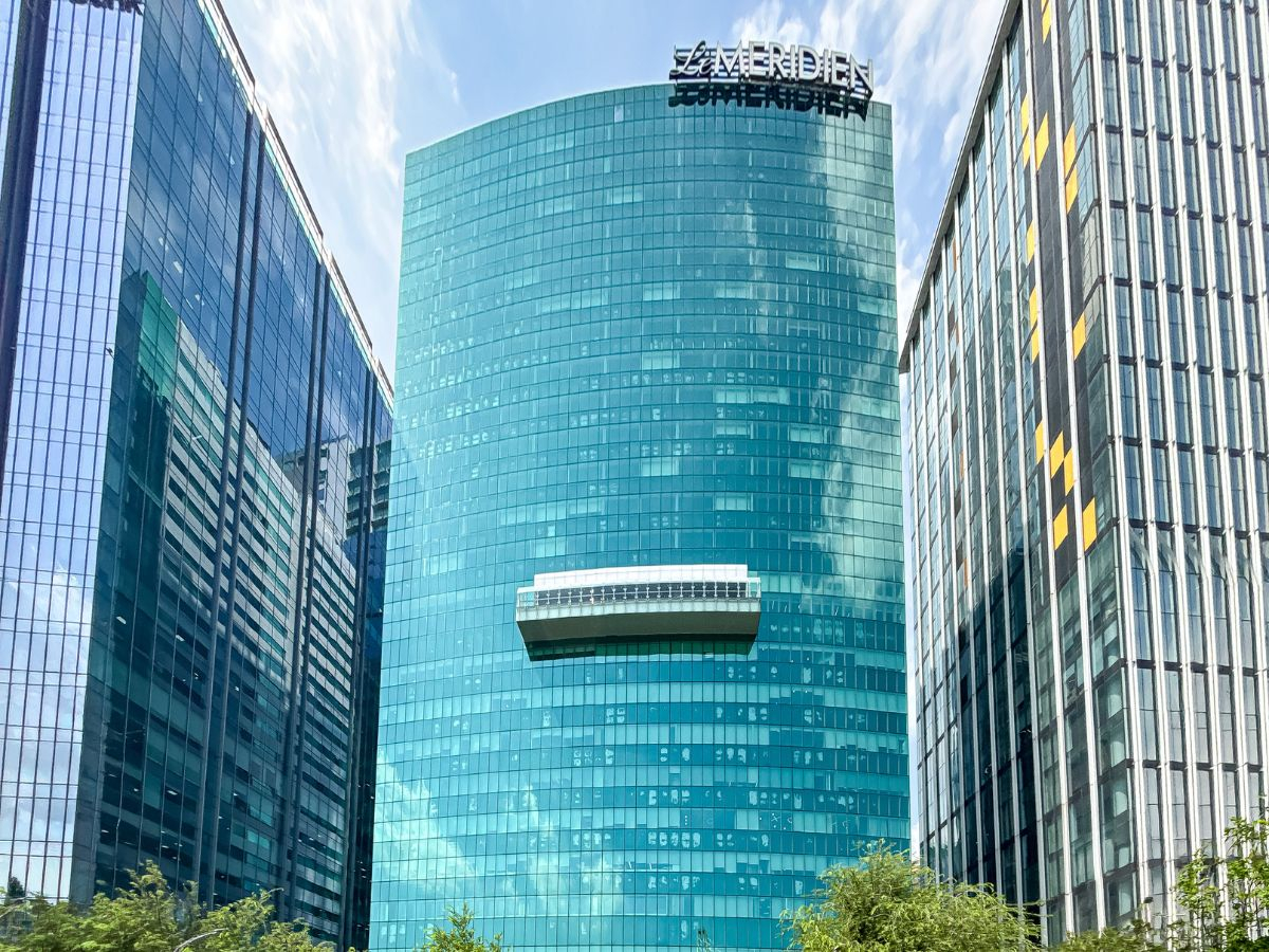 Riverbank Place